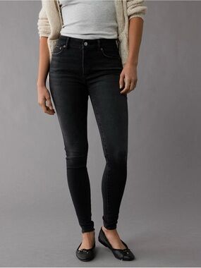 American Eagle Outfitters Black zipper ankle Skinny Jeans - Women's